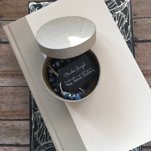 “Get up dress up show up” bracelet - Picture 4 of 4